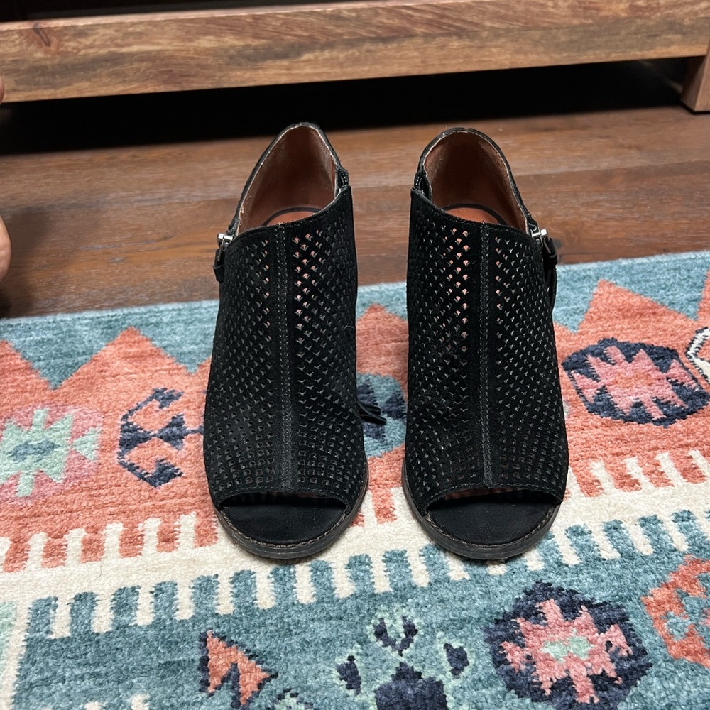 Lucky Brand wedge Booties - Picture 2 of 9